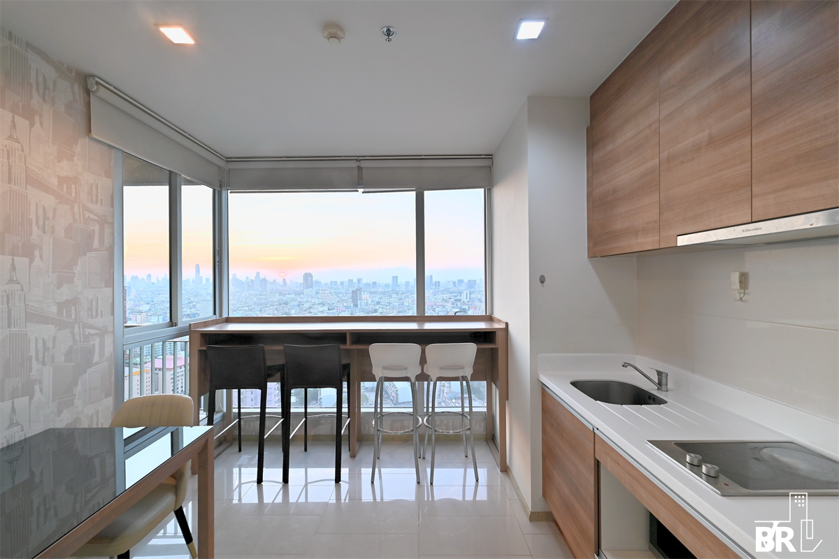 RHYTHM Ratchada-Huaikhwang MRT Huai Khwang 1 Bed 1 Bath