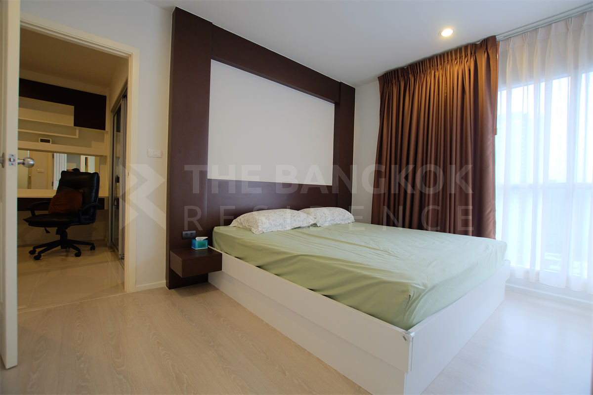 Aspire Rama 9 MRT Phra Ram 9 2 Bed 1 Bath