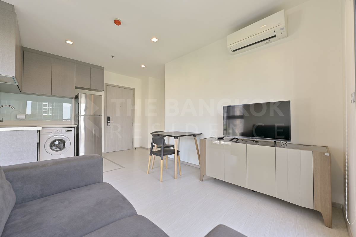 RHYTHM Sukhumvit 36-38 BTS THONG LO 1 Bed 1 Bath