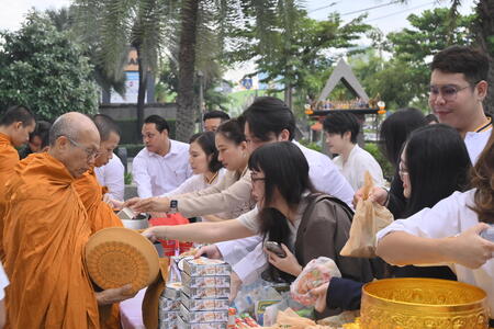 พิธีทำบุญครบรอบ 17 ปี บริษัท The Bangkok Residence